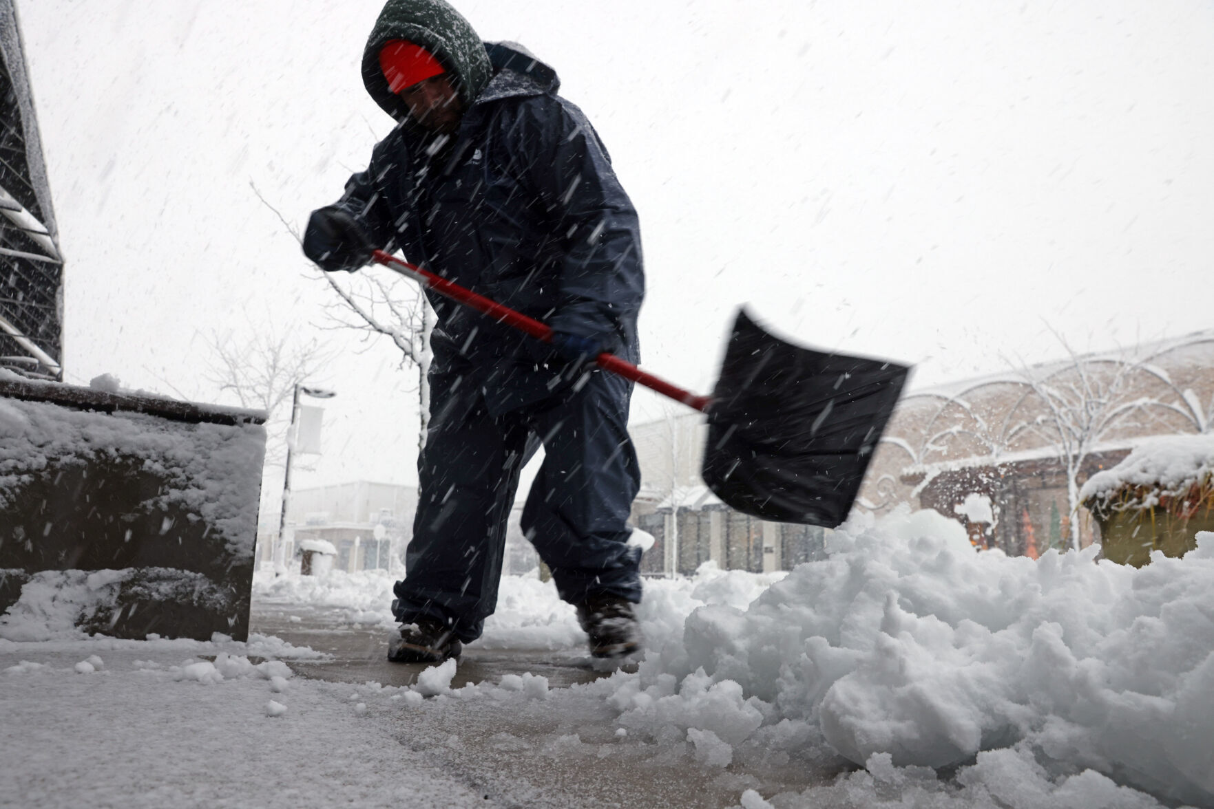 010322-cdp-news-snow157.JPG